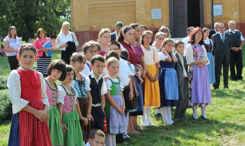 Tabără socială la Tirol