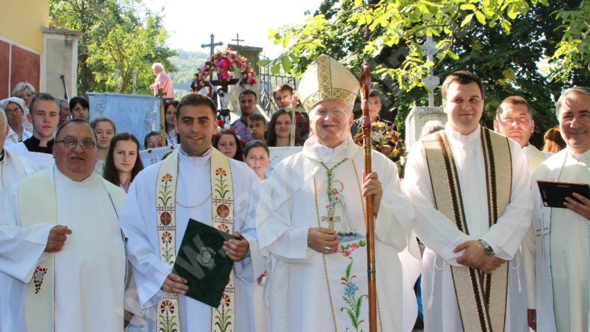 În pelerinaj la sanctuarul marian bănăţean