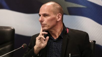 Ministrul grec de Finanţe, Yanis Varoufakis, şi-a dat demisia