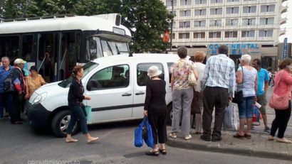 S-a pus cu tramvaiul şi… a păţit-o