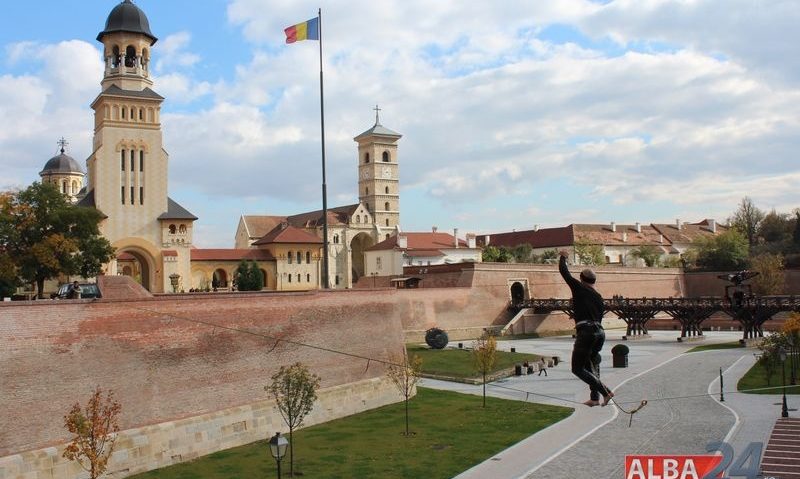 [VIDEO] Voltaj şi Flaviu Cernescu promovează Banatul, „din toata inima”