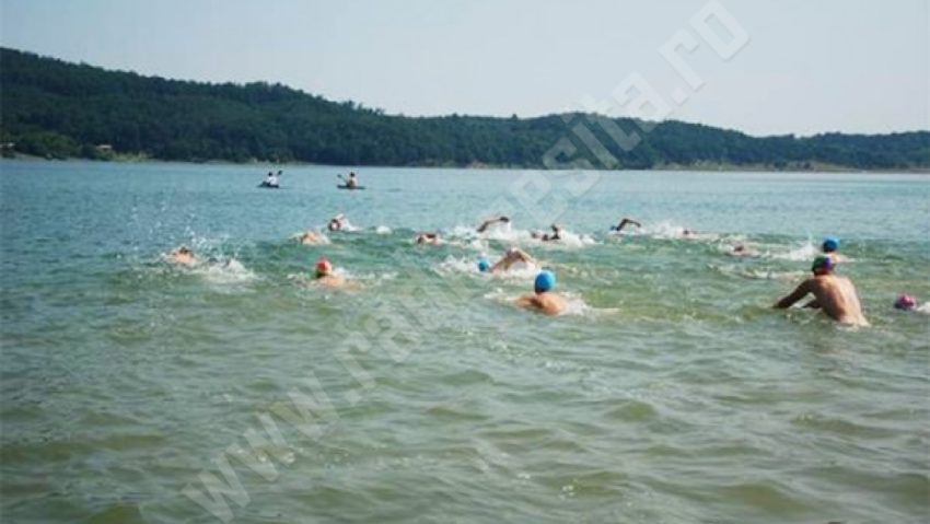 Concurs de triatlon la Lacul Surduc