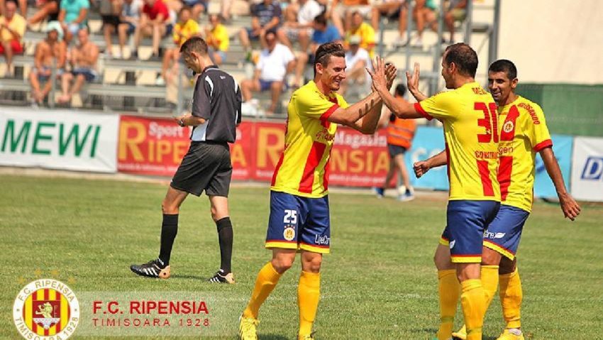 FC Caransebeş şi Ripensia Timişoara sunt adversare în turul 4 al Cupei României la fotbal