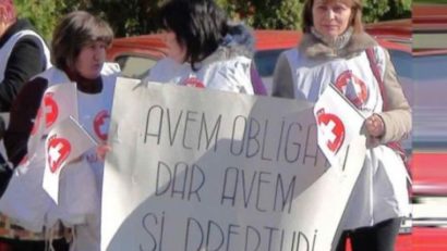 Cadrele medicale de la Spitalul Judeţean de Urgenţă din Reşiţa continuă protestele, dar nu-şi neglijează bolnavii!