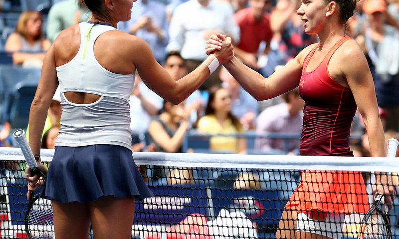 Simona Halep a fost eliminată în semifinalele US Open. Două italience vor juca finala