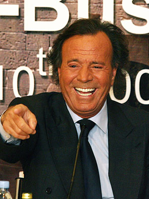 Julio Iglesias a înregistrat ultimul său disc în studio