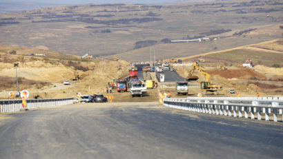 [VIDEO] Autostrada Sebeş – Turda văzută de sus! CNADNR explică întârzierea lucrărilor