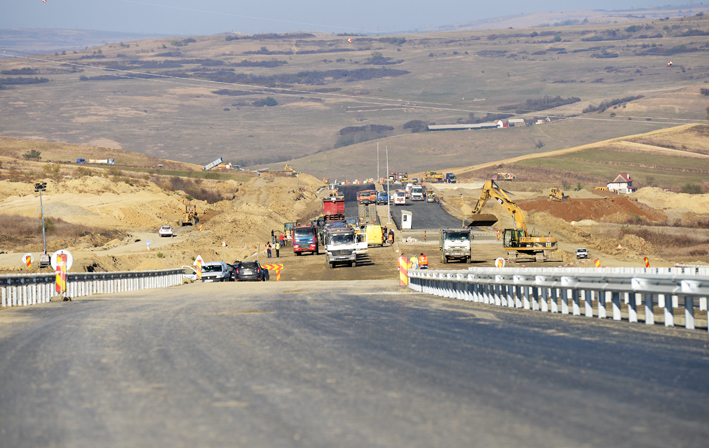 [VIDEO] Autostrada Sebeş – Turda văzută de sus! CNADNR explică întârzierea lucrărilor