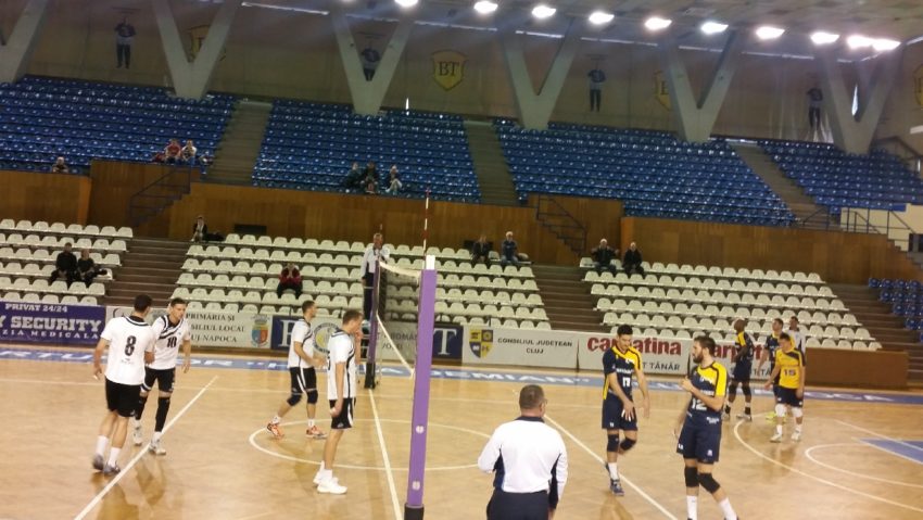 [Foto] Banatul Caransebeş începe cu dreptul noul sezon în prima ligă de volei masculin