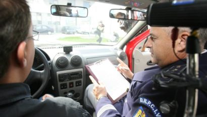 Noile reguli pentru obţinerea permisului auto intră în vigoare de luni