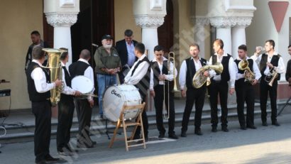 [FOTO-AUDIO] „Muzică, foarte multă muzică” la Palat…