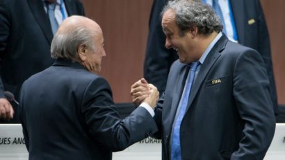 Blatter şi Platini au fost suspendaţi