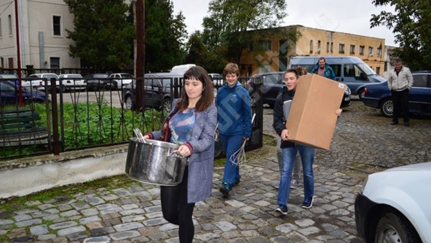 Donaţii pentru refugiaţii din Orientul Mijlociu, adunate la Lugoj