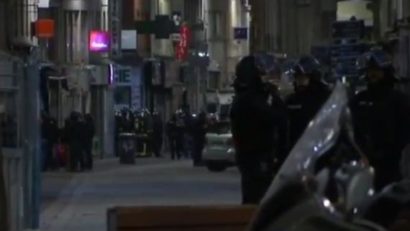 [VIDEO] Poliţişti răniţi într-o operaţiune antiteroristă desfăşurată în nordul Parisului