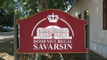 Cartea regală de decoraţiuni interioare, dedicată Castelului de la Săvârşin va fi lansată la Târgul Gaudeamus