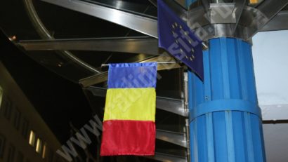 [FOTO] Cărăşenii au arborat tricolorul de Ziua Naţională… în Austria