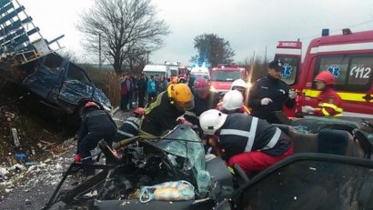 [VIDEO]Accident cu patru victime pe DN 69