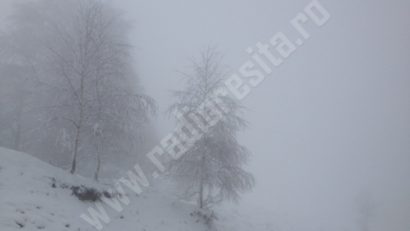 Atenţionare meteorologică. Vremea se răceşte accentuat şi devine geroasă noaptea şi dimineaţa