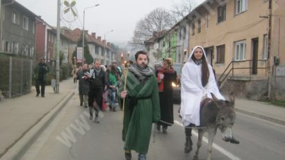 [FOTO]„Drumul Fecioarei Maria prin Betleem” refăcut prin Reşiţa