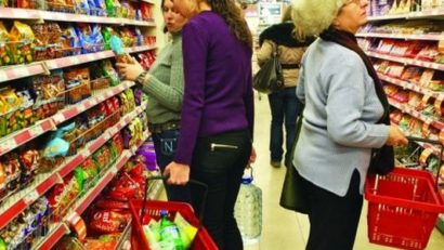 Programul supermarket-urilor de Crăciun şi Revelion: Carrefour, Billa, Lidl, Kaufland, Penny şi Profi