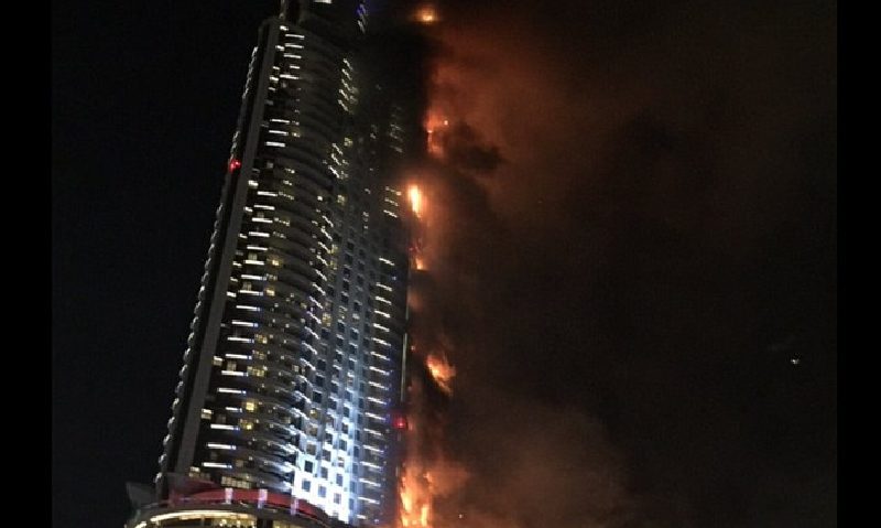 Un incendiu a izbucnit la un hotel de lux din Dubai, în ajunul Anului Nou