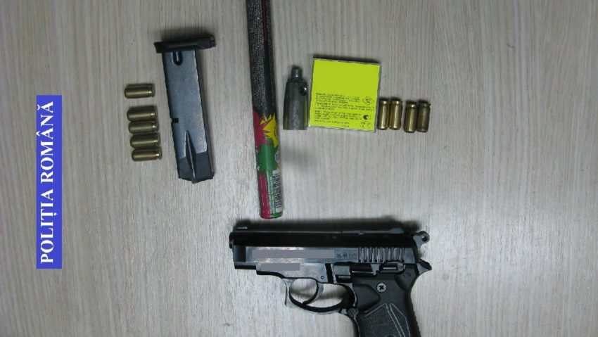 Pistolar, beat la volan, fără permis