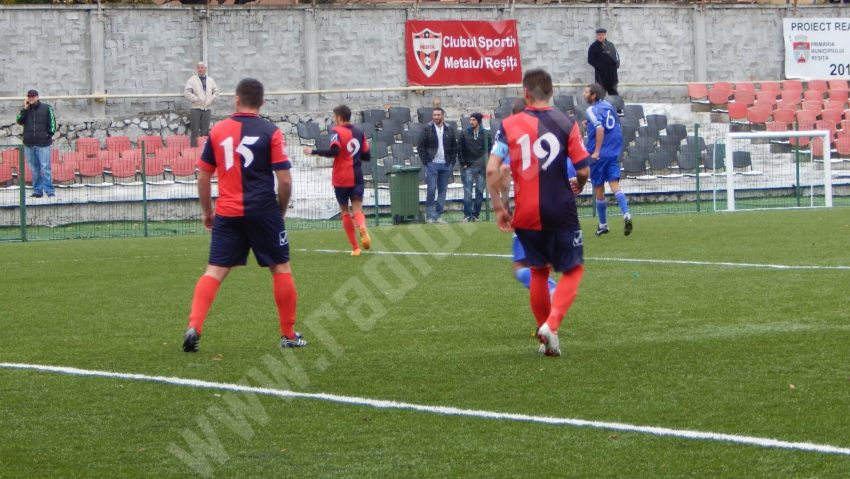 S-a schimbat antrenorul principal la CSM Şcolar Reşiţa, liderul Ligii a 4-a de fotbal Caraş-Severin