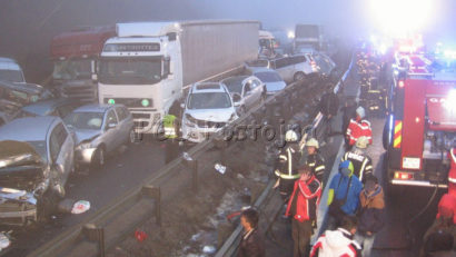 [FOTO] Accident în lanț cu 70 de mașini, în Slovenia. Un român, printre morți