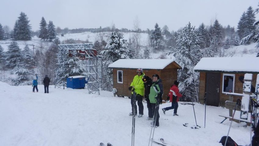 [FOTO-VIDEO] Se schiază la Gărâna-Wolfsberg și pe Muntele Mic …