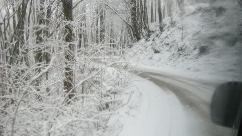 ALERTĂ METEO: Ninsori, viscol şi ger în toată ţara, până mâine la prânz