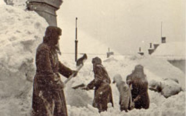 [FOTO] Ierni grele care au intrat în istorie: Nămeţi de până la 5 metri