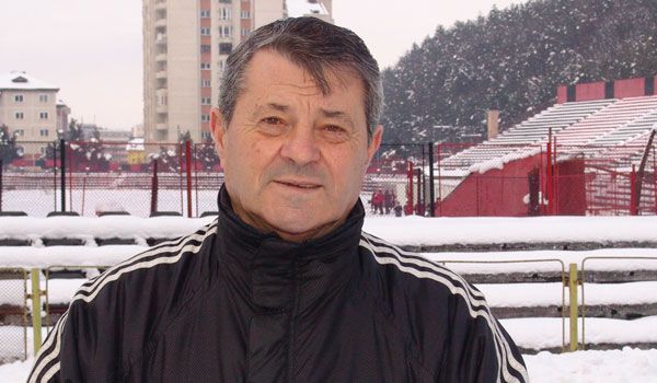 [EXCLUSIV] Nicolae Georgevici, fostul antrenor de fotbal, povesteşte de pe patul de spital cum şi-a văzut moartea cu ochii!