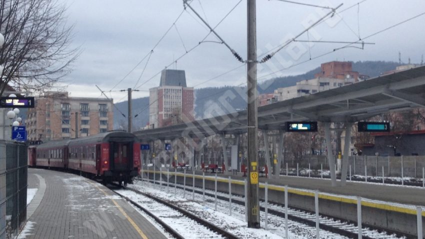 18 trenuri anulate vineri, din cauza vremii