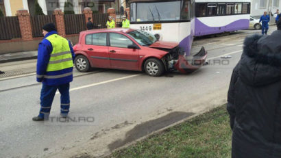 O femeie însărcinată în luna a cincea a provocat un accident rutier în Timișoara