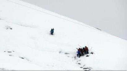 Cinci turişti au murit după ce au fost prinşi de o avalanşă pe o pârtie de schi din Austria