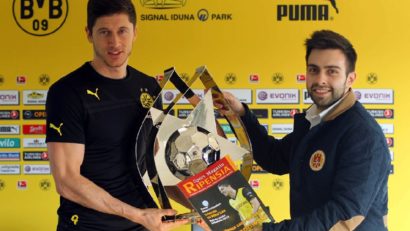 [FOTO] Lewandowski a fost desemnat fotbalistul est-european al anului 2015