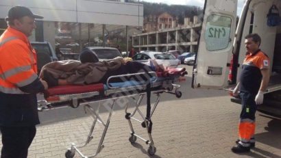 Neatenţia l-a băgat în spital