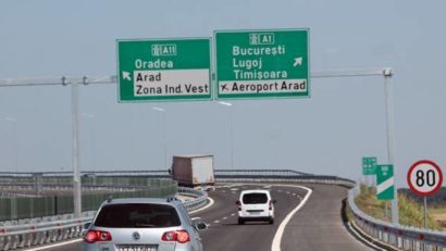 Voia sa iasă val vârtej din ţară. Un şofer grăbit a fost prins pe Autostrada Vestului cu 175 km/ h