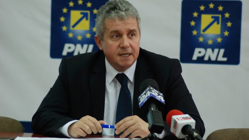 Daniel Buda: Prin modificarea Legii 41 se doreşte subordonarea politică a televiziunii şi radioului publice