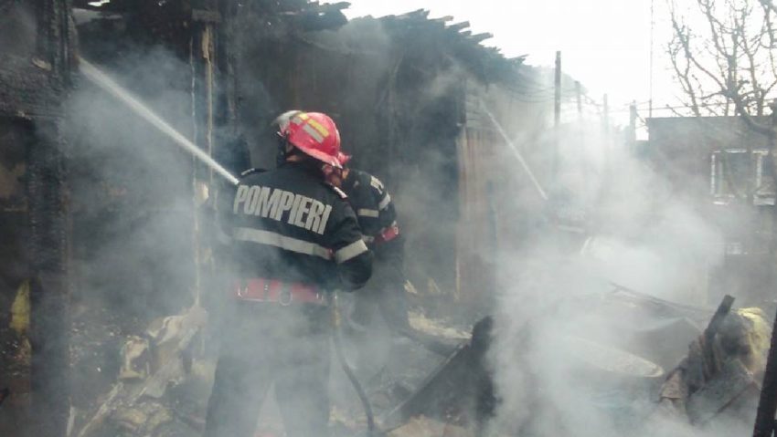 [FOTO-VIDEO] Pompierii din Arad au fost în alertă în această dimineaţă