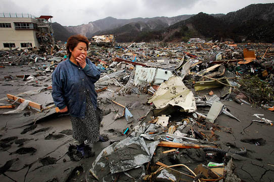 Zeci de morţi şi răniţi în urma cutremurului din Japonia!