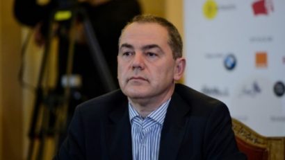 INCREDIBIL: Ministrul culturii, Vlad Alexandrescu, introduce taxa pentru cărțile împrumutate de la bibliotecă