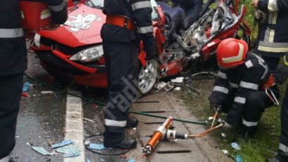 Accident pe DN 6. Patru persoane au ajuns la spital după ce un şofer a adormit la volan