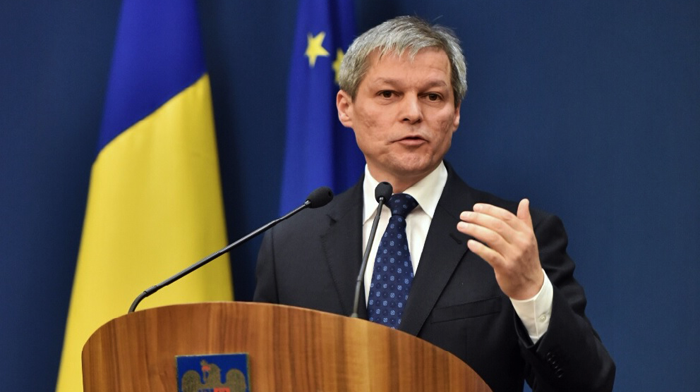 Premierul Cioloş a prins ”CURAJ ” şi a remaniat guvernul