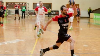 Echipele bănăţene au fost învinse în faza a II-a din play offul Ligii Naţionale de handbal