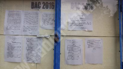 [FOTO] Zi emoționantă pentru elevii de clasa a XII-a. Astăzi a început bacalaureatul