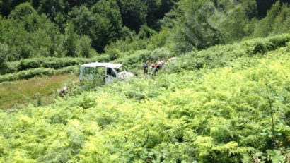 [FOTO-VIDEO-AUDIO] Accident rutier cu victime multiple între Reşiţa şi Văliug. DJ 582 este blocat