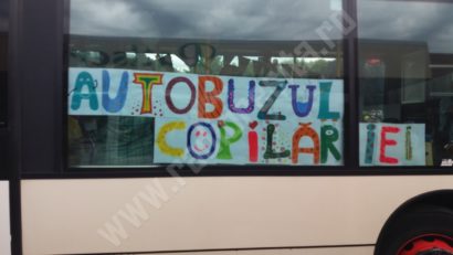 Autobuzul Copilăriei vine în Reşiţa pe 31 mai