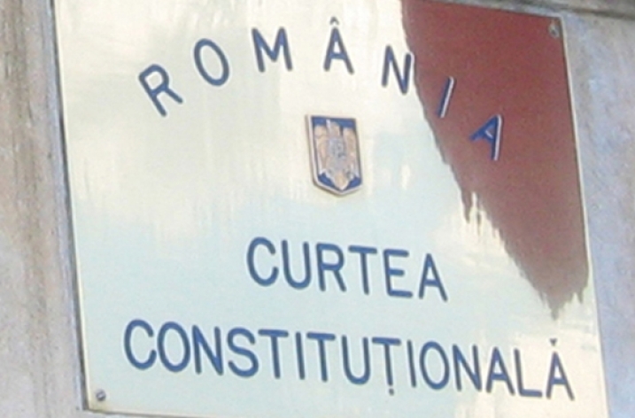 CCR discută pe 6 iulie sesizarea lui Iohannis privind neconstituționalitatea legii referitoare la statutul aleșilor locali