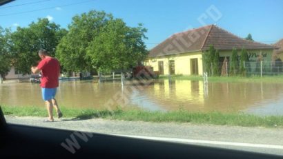 Cod galben de inundaţii dar şi caniculă în Caraş-Severin